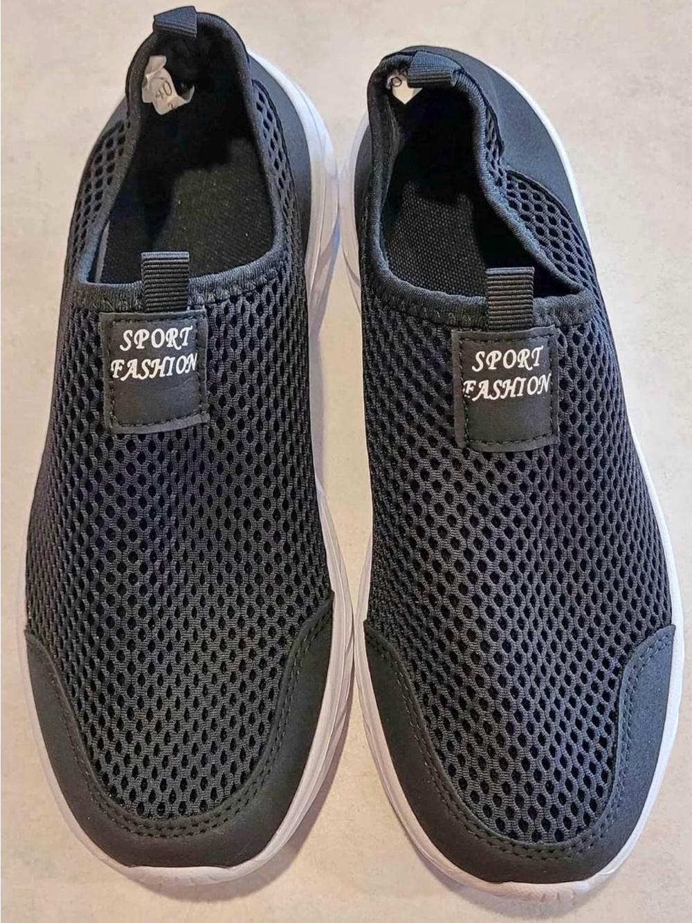 Men’s Black Mesh Slip-On Sneakers Size 9.5